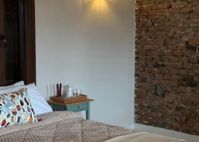 Aprosmeno Jacuzzi House 7 * アグロス