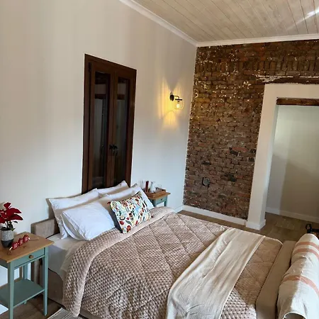 Daire Aprosmeno Jacuzzi House 7